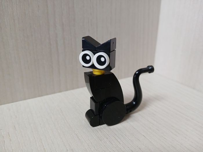 LEGO-кот
