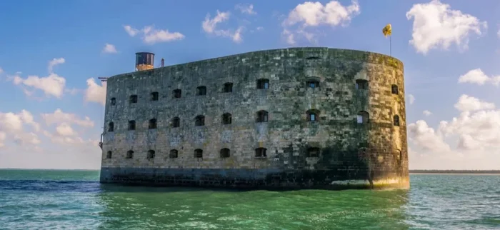 Fort Boyard – a French long-term construction project with a complicated history - Planet Earth, Land, Longpost