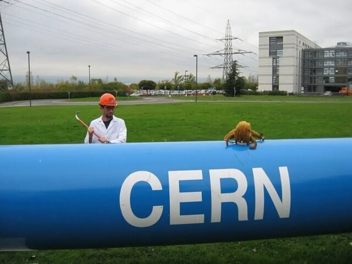 CERN (Conseil Européen pour la Recherche Nucléaire) - европейская организация по ядерным исследованиям, ЦЕРН — межгосударственная научная организация Европейского союза, крупнейшая по размерам в мире лаборатория физики высоких энергий
