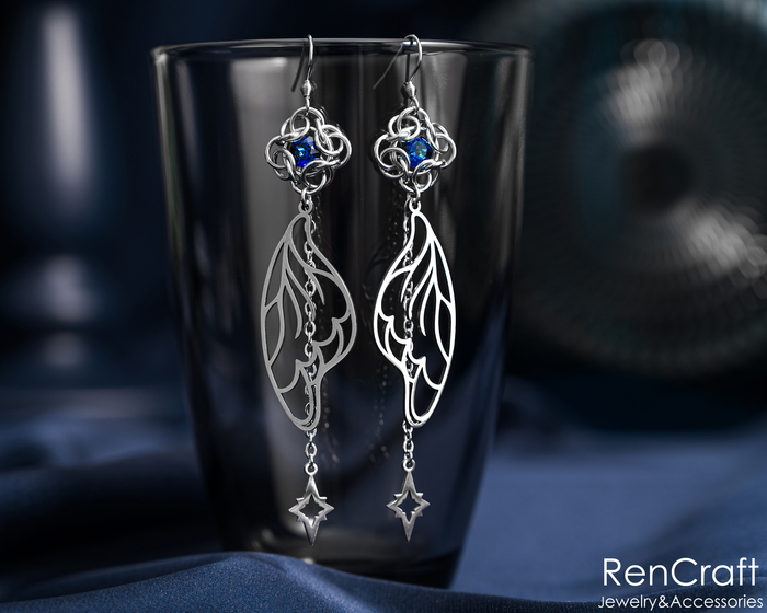 С синими австрийскими кристаллами