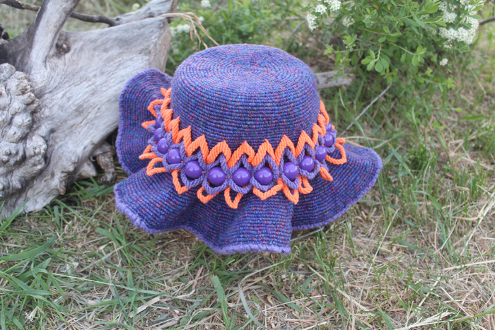 Мягкая шляпка с "вислыми" полями