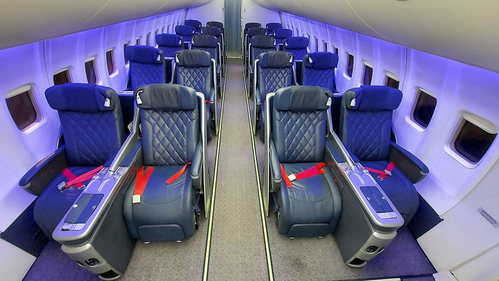 Фото изнутри с сайта туркомпании LOTI, мне внутри побывать еще не довелось