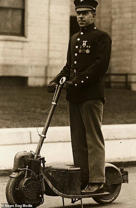  . ,    ,  ,   ,  1921  .