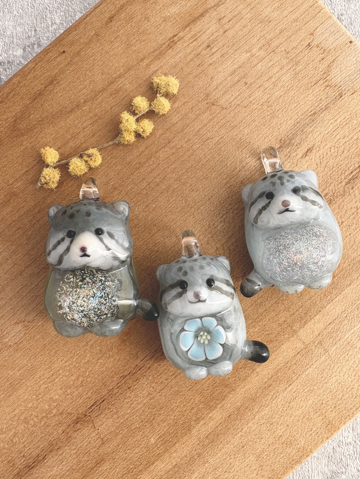 Миленькие мануло-подвески из стекла ^_^