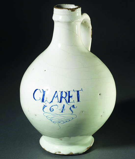 Керамическая бутыль для кларета середины XVII века. Непритязательный вид подобной тары обусловил необходимость создания кларетных кувшинов
