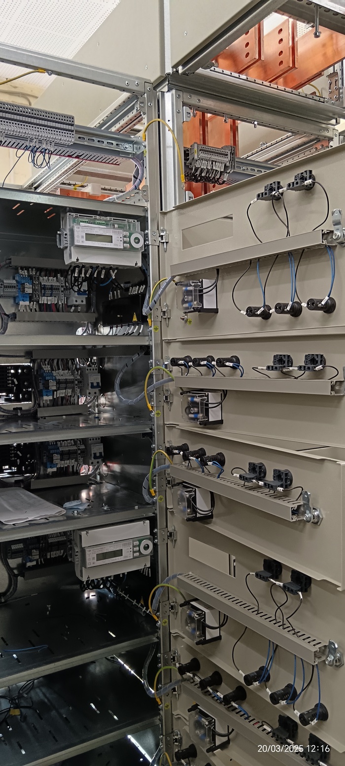 Целое производство для одного модуля управления.