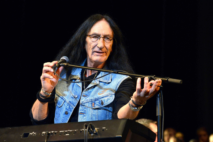       Uriah Heep  " "? , , -, Uriah heep,  ,  , ,  , 