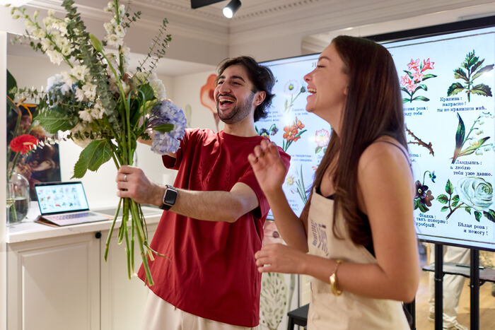 Выбирайте свой творческий мастер-класс: работать с живыми цветами ли сухоцветом