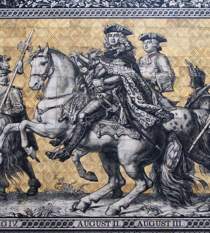 Вот он, который Август II с сыночкой, которая III, на коне скачет (фреска, Дрезден).