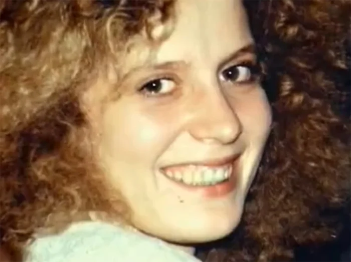 «Любовь, длиною в жизнь и страшная болезнь, которая поставила крест на счастье несгибаемой актрисы»... Советские актеры, Актеры и актрисы, Фото со съемок, Telegram (ссылка), Знаменитости, Советское кино, СССР, Театр, Сцена из фильма, Лейкоз, Прощание, Биография, Фильмы 80-х, Классика, Длиннопост, Фильмы, Люди, Любовь, Судьба, Память