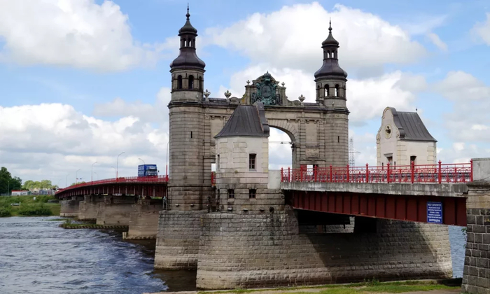 ���� �������� �����