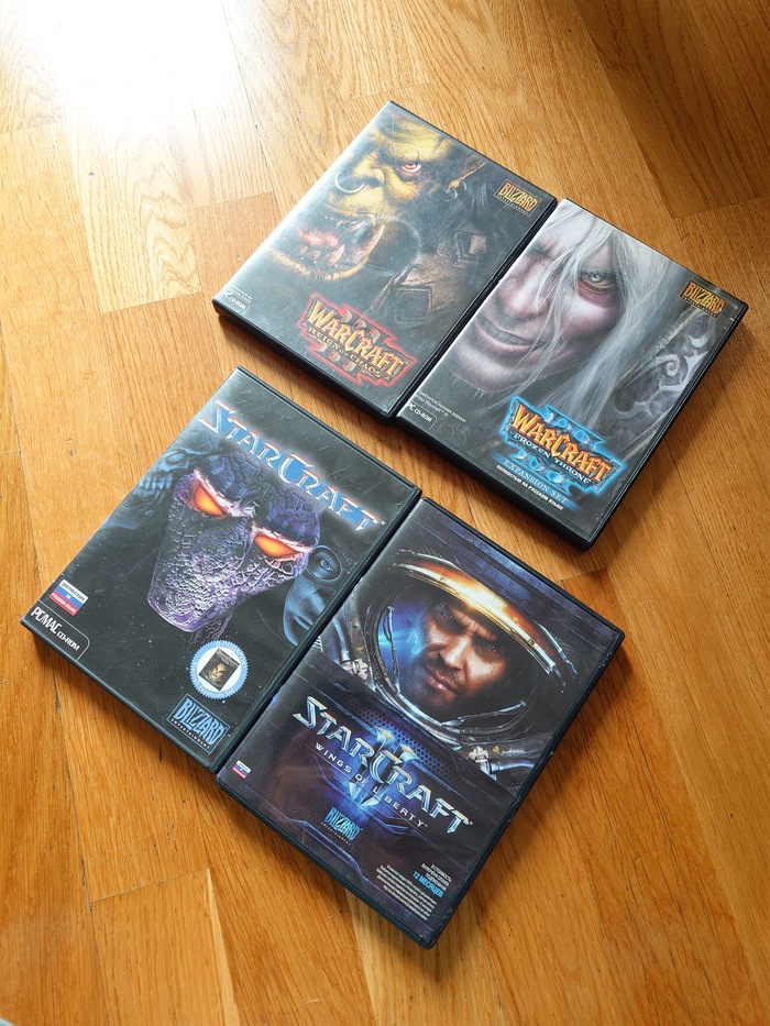       "     ,    ,      !" ,  ,  , Warcraft 3,  , Starcraft, Starcraft 2,   , 