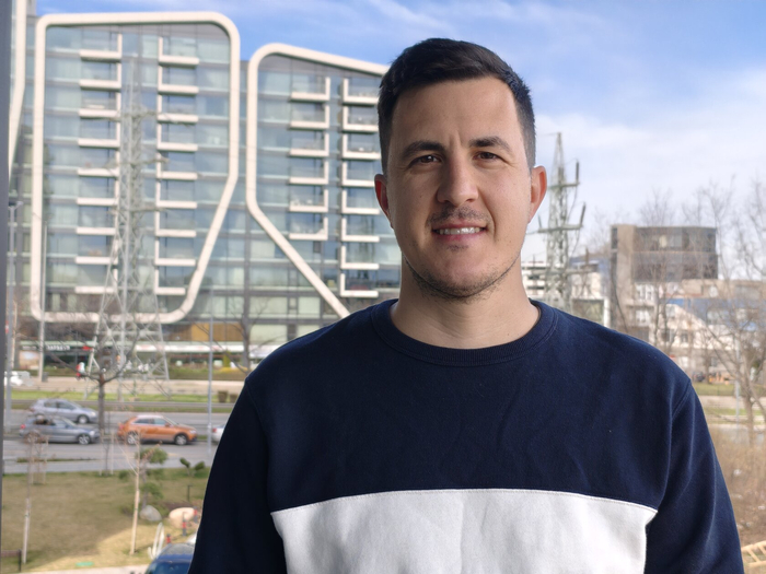 Основная камера, зум 2×, режим «Фото»