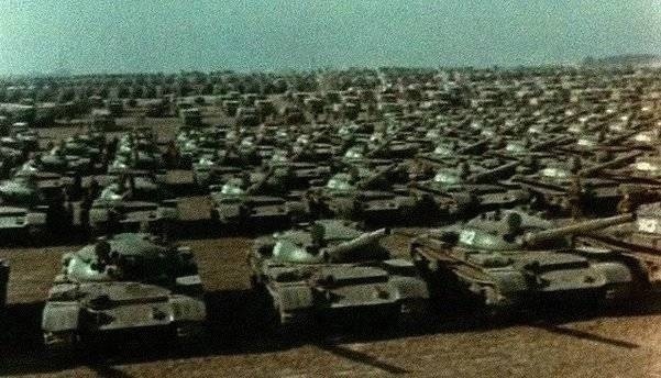 Учения «Запад-81», на которых подтверждалась возможность достигнуть победы в Европе без использования ядерного оружия