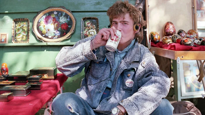 Интересные фотографии 90 -х (часть 114) 90-е, Детство 90-х, Ностальгия, Знаменитости, Фотография, Эпоха, Что? Где? Когда?, Борис Крюк, Лада Дэнс, Константин Хабенский, Пейджер, Юрий Никулин, Scooter, Анфиса Чехова, Андрей Губин, Ширли-мырли, Кирилл Андреев, Угадай мелодию, Валдис Пельш, Борис Ельцин, Длиннопост