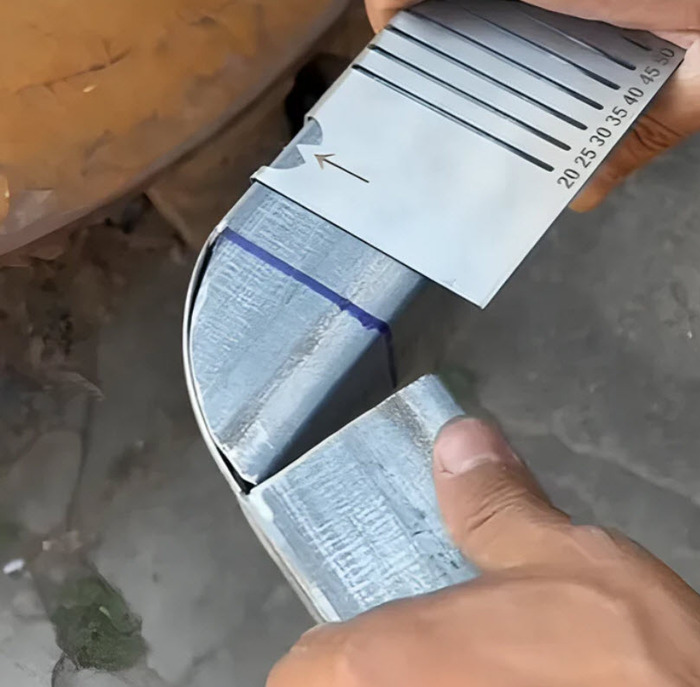       , ,   ,  , ,  