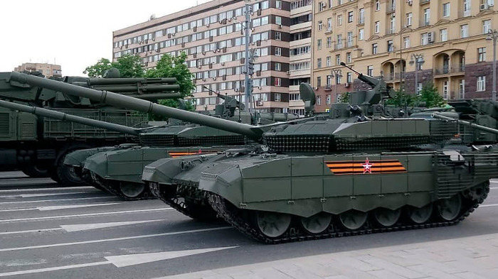 УУУУХ! Как я люблю на него... Смотреть... Да-да...