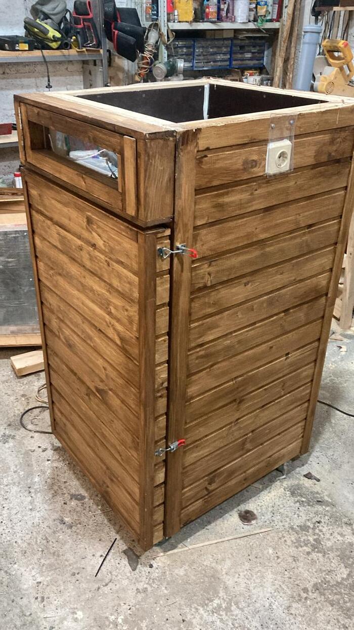 Пока это выгладит так. Без крыши.