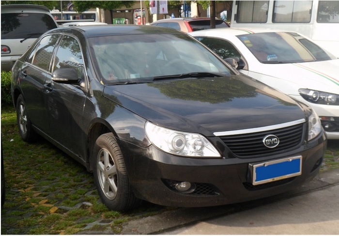 BYD F6