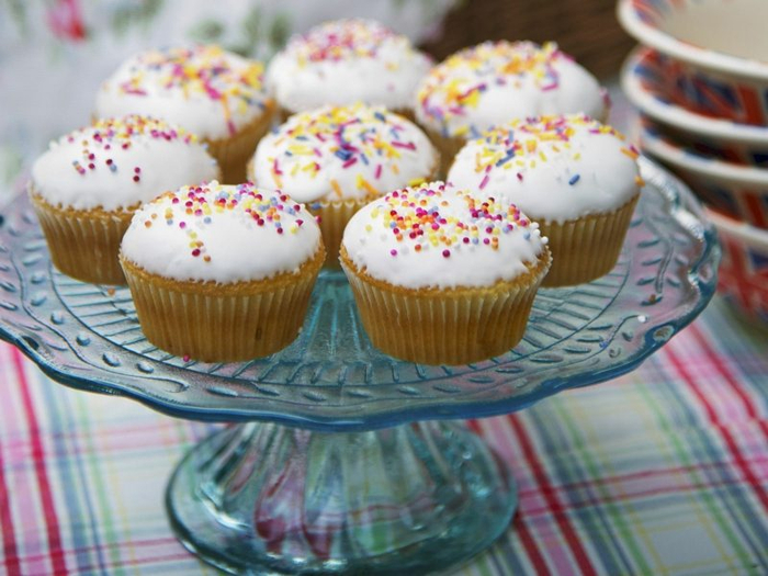 В России пресекли незаконное производство верхушек куличей