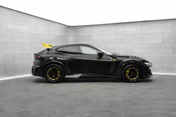 - Mansory     Ferrari Pursoangue   Pugnator , Ferrari, , , 
