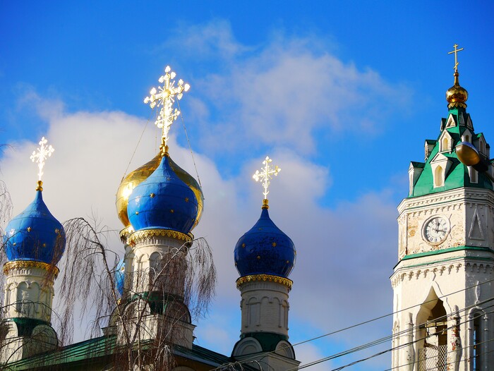 С праздником!