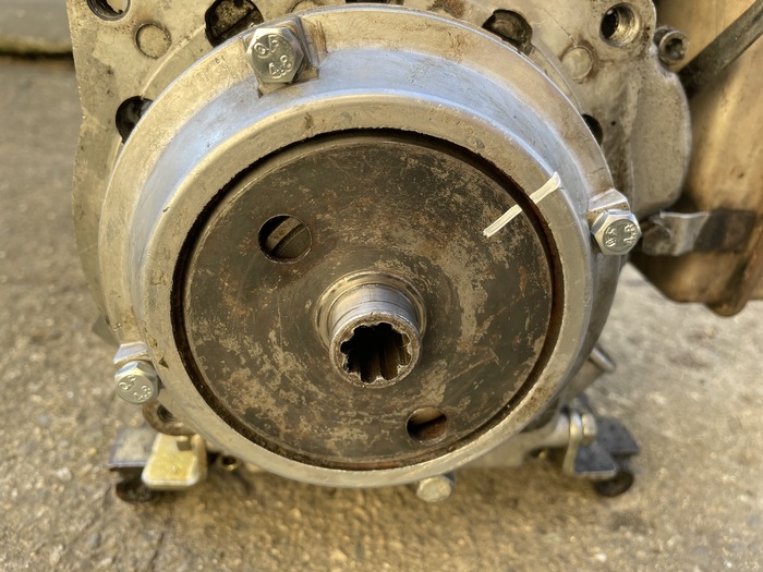 Метку ставил, чтоб понять выключается ли сцепление при выжиме