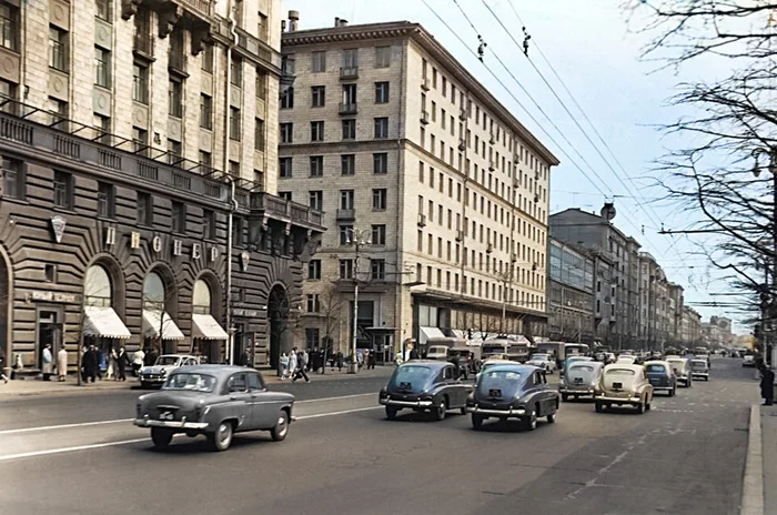 Жизнь Советской Москвы в 60-е годы. 20 раскрашенных фотографий. Часть 4 20 век, Историческое фото, Старое фото, Фотография, Москва, Столица, 60-е, История города, Колоризация, Длиннопост
