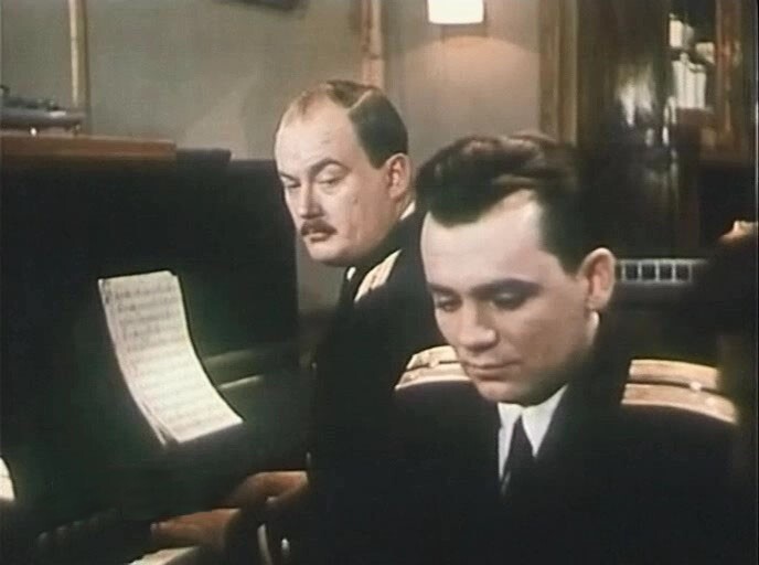 "Командир корабля" (1954).