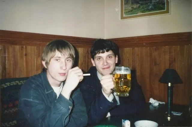 Интересные фотографии 90 -х (часть 113) 90-е, Детство 90-х, Ностальгия, Фотография, Эпоха, Знаменитости, Наоми Кэмпбелл, Roxette, Афганцы, Михей, Фильм Брат, Леня голубков, Группа Отпетые мошенники, Якубович, Кабаре-дуэт «Академия», Подборка, Длиннопост