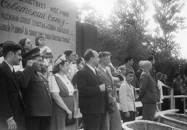      ( )      ( )   . :  .