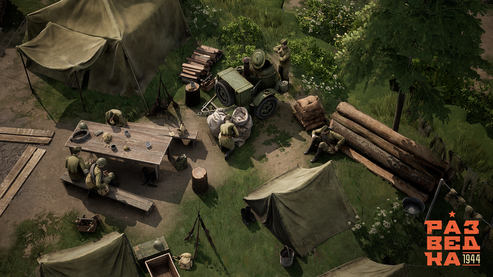 Бойцы Красной армии в редкие минуты отдыха в тренировочном лагере.