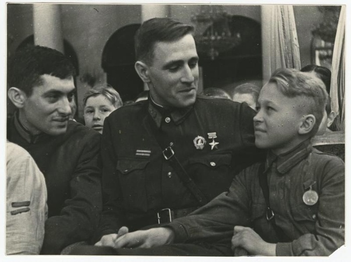 25 ������� 1942 �. - �������� ��� ���� ������