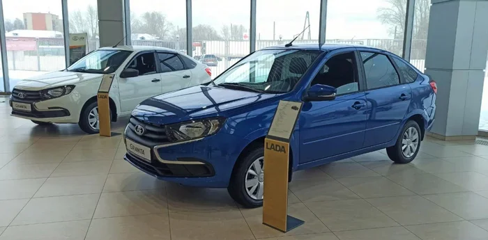 Решил проверить — реально ли купить базовую Гранту за 750 тыс руб. Зашел в салоны Лада и проверил лично Авто, Автомобилисты, Лада, Покупка, Скидки, Длиннопост Решил проверить — реально ли купить базовую Гранту за 750 тыс руб. Зашел в салоны Лада и проверил лично Авто, Автомобилисты, Лада, Покупка, Скидки, Длиннопост