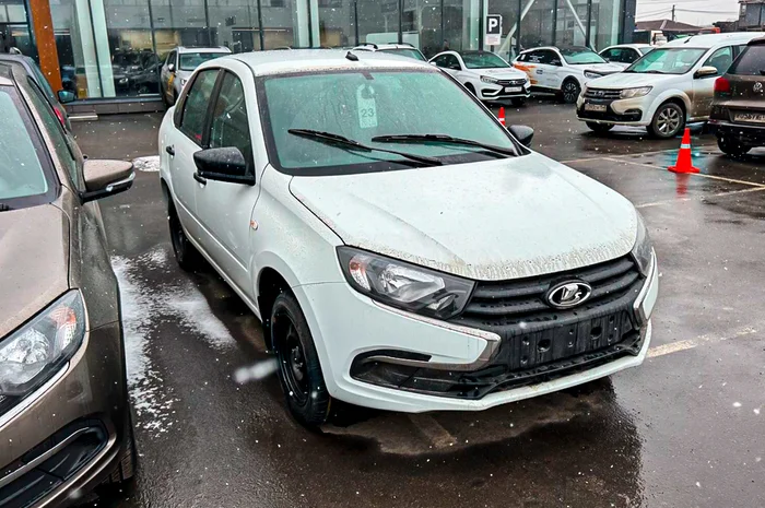 Решил проверить — реально ли купить базовую Гранту за 750 тыс руб. Зашел в салоны Лада и проверил лично Авто, Автомобилисты, Лада, Покупка, Скидки, Длиннопост Решил проверить — реально ли купить базовую Гранту за 750 тыс руб. Зашел в салоны Лада и проверил лично Авто, Автомобилисты, Лада, Покупка, Скидки, Длиннопост