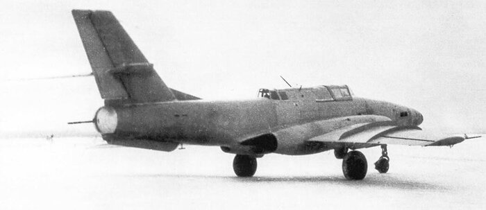 -40.  : <!--noindex--><a href="https://pikabu.ru/story/naslednik_il2_kak_v_sssr_v_1980kh_sozdali_tyazhelyiy_shturmovik_s_zadnim_strelkom_i_bombootsekami_v_kryilyakh_12690263?u=http%3A%2F%2Fwww.airwar.ru%2Fenc%2Fattack%2Fil40.html&t=http%3A%2F%2Fwww.airwar.ru%2Fenc%2Fattack%2Fil40.html&h=d30dddec50555de5065e872b3f734e1129ec11d8" title="http://www.airwar.ru/enc/attack/il40.html" target="_blank" rel="nofollow noopener">http://www.airwar.ru/enc/attack/il40.html</a><!--/noindex-->