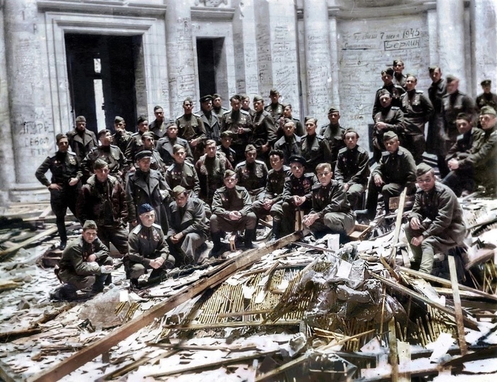         1945  , , , 1945, ,   , 