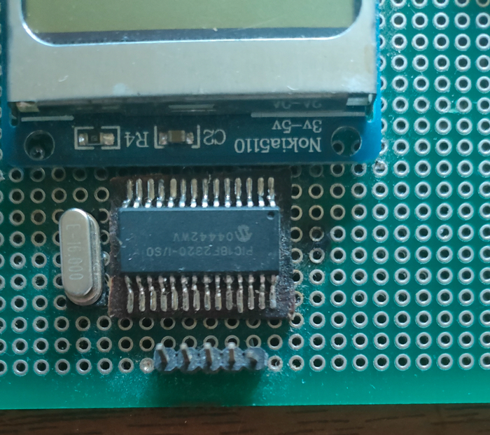 Из того, что было. Микрочип на куске метрического слепыша.