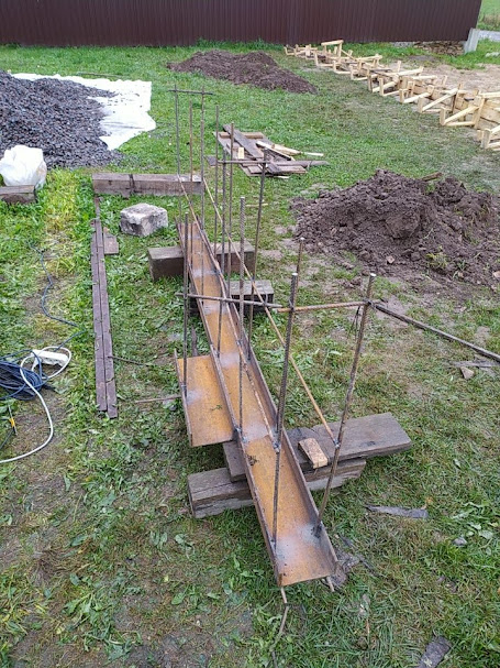 в дождь варю закладную под откатные ворота