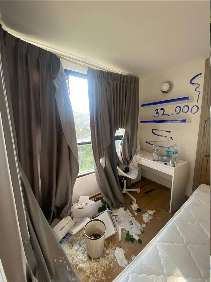     32000  ($1000)          .