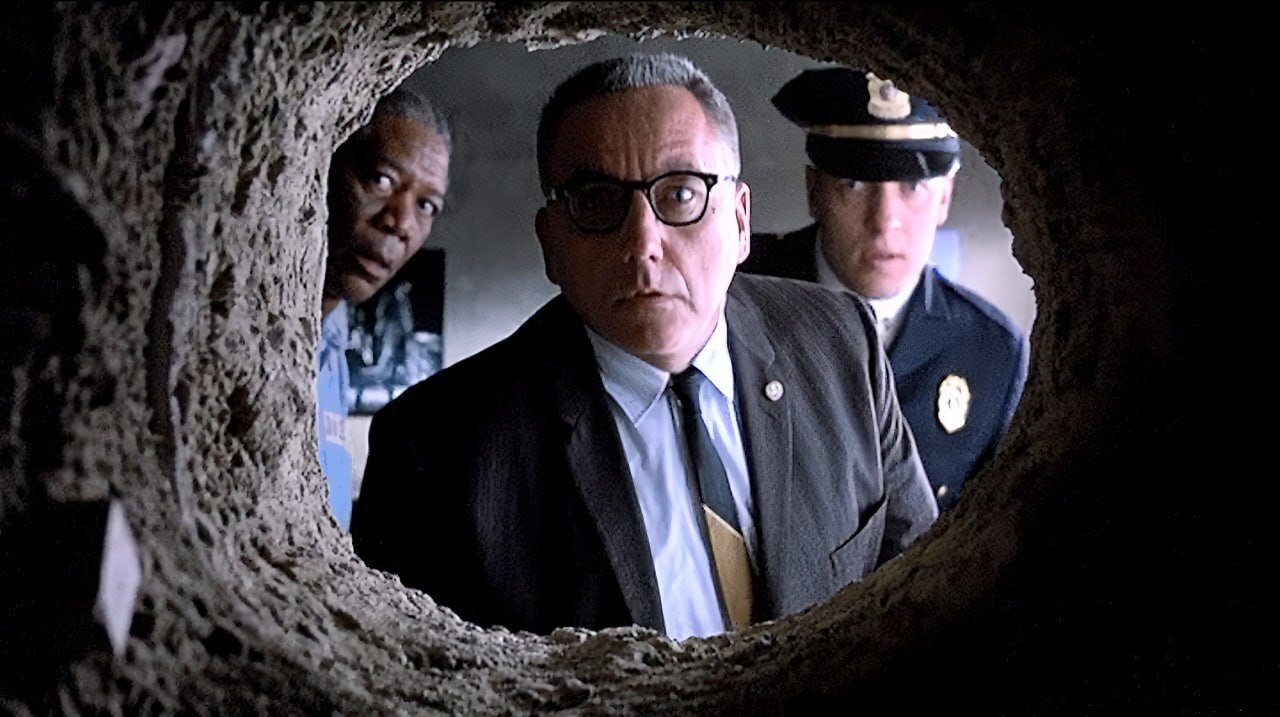 Back in 1983, a young director Frank Darabont, then unknown to anyone, approached Stephen King with the idea of ??making a film - My, Crossposting, Pikabu publish bot, Stephen King, The Shawshank Redemption, Frank Darabont, Photos from filming, Longpost