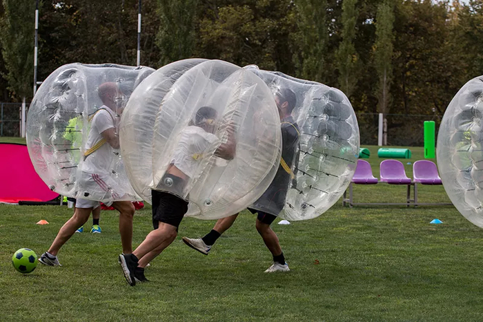 Воздушный пузырь – лучшая защита футболиста