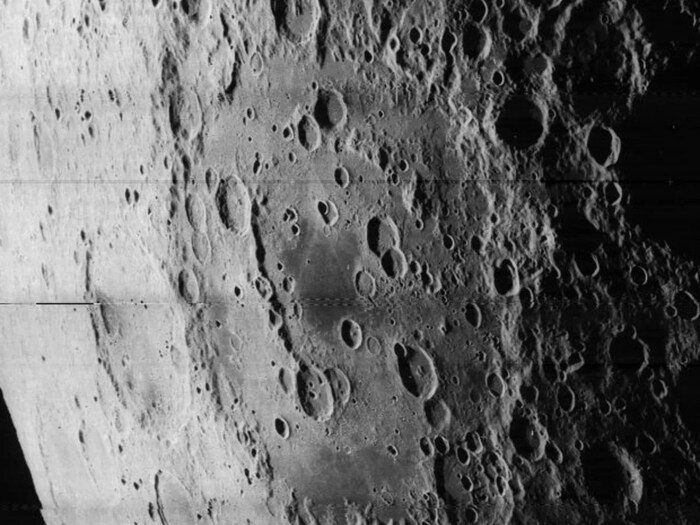 Кратер Аполлон на обратной стороне Луны