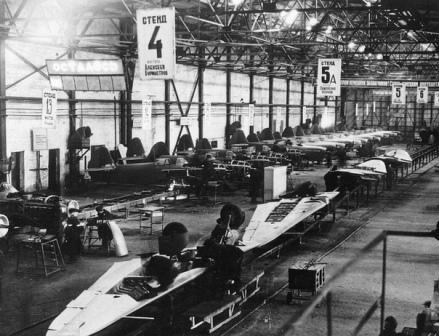  1942 .   -1  10,    12   .