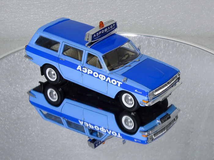 Рис. 10. Электрифицированная и доработанная модель автомобиля сопровождения ГАЗ-24-02 «Волга» Аэрофлот Эскорт