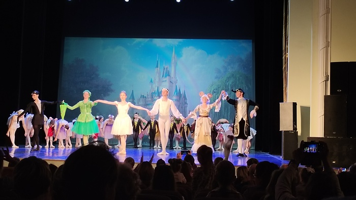 <!--noindex--><a href="https://pikabu.ru/story/pervyiy_pokhod_na_balet_12736898?u=https%3A%2F%2Fvk.com%2Fchildren_ballet&t=https%3A%2F%2Fvk.com%2Fchildren_ballet&h=3914211f55702ec8b3458deacbb85b0986b36a71" title="https://vk.com/children_ballet" target="_blank" rel="nofollow noopener">https://vk.com/children_ballet</a><!--/noindex-->