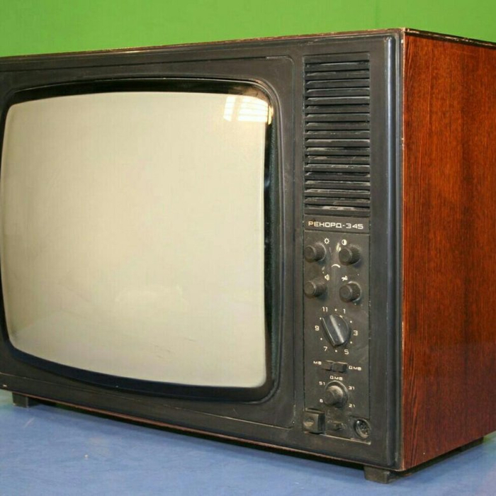 Расскажи ему, какую одежду носят Билли, Вилли и Дилли.