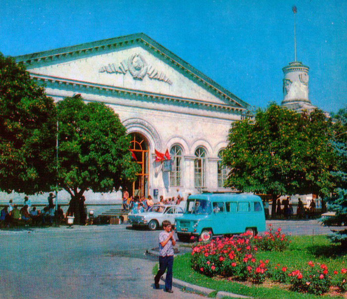    , , 1976  , ,   , ,  , ,   , ,   , , , , , , 70-, Telegram ()