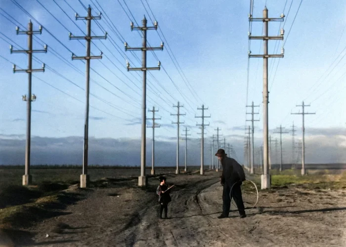 Интересные моменты на съемках культовых и популярных фильмов ХХ века. Подборка из 20 раскрашенных фотографий. Часть III 20 век, Фильмы, Старое фото, Фото со съемок, Фотография, Колоризация, Длиннопост