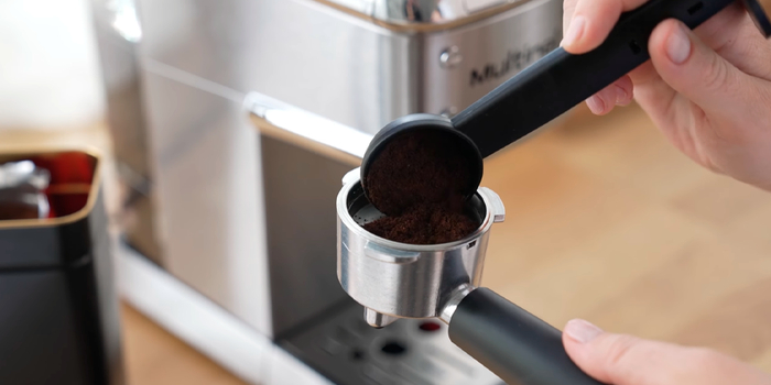 Приготовление кофейного напитка Multinel Krema